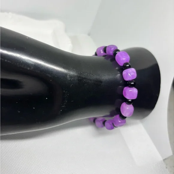 Shallow Amethyst and Black Obsidian Sobriety Protection Bracelet - Picture 1 of 3